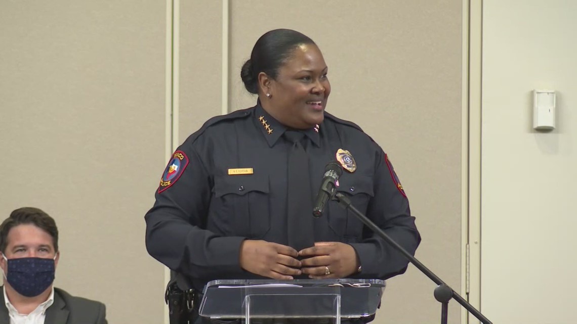 Waco police chief sworn in, making history in city | kcentv.com