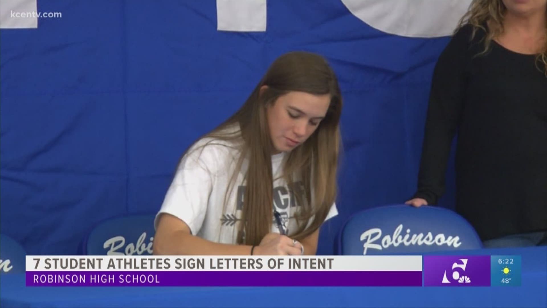 7 Robinson student athletes sign letters of intent