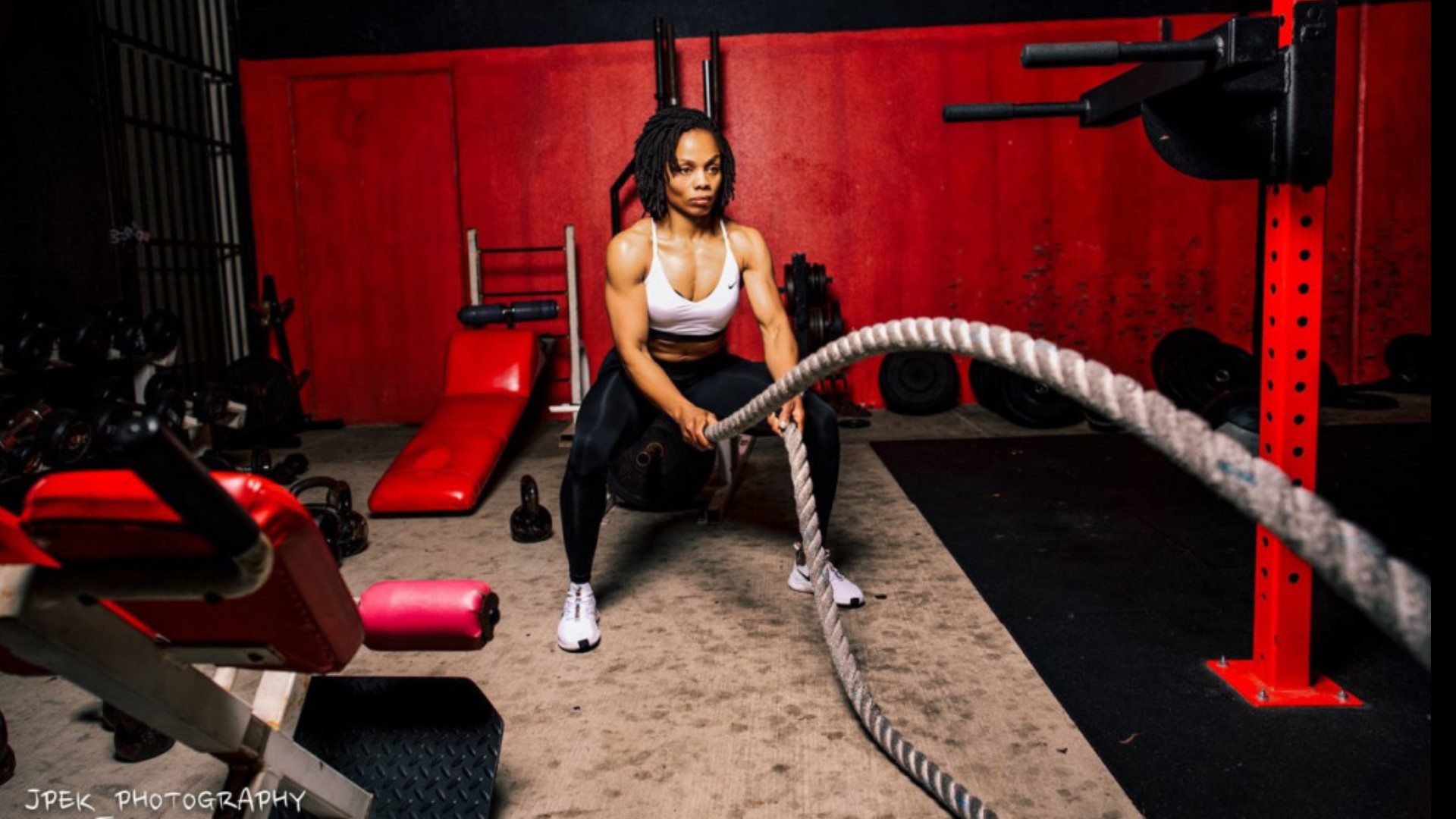 A Killeen mother of 4 and veteran is showing that it's never too late to follow your dreams by becoming a semi-finalist in a nationwide fitness competition.