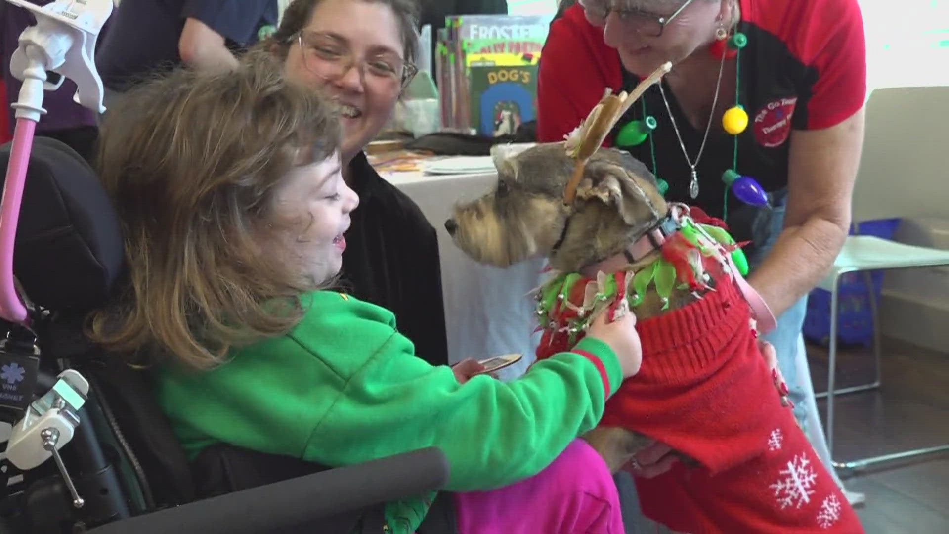 Over 300 Central Texans of all ages gathered together to join in on the holiday fun.