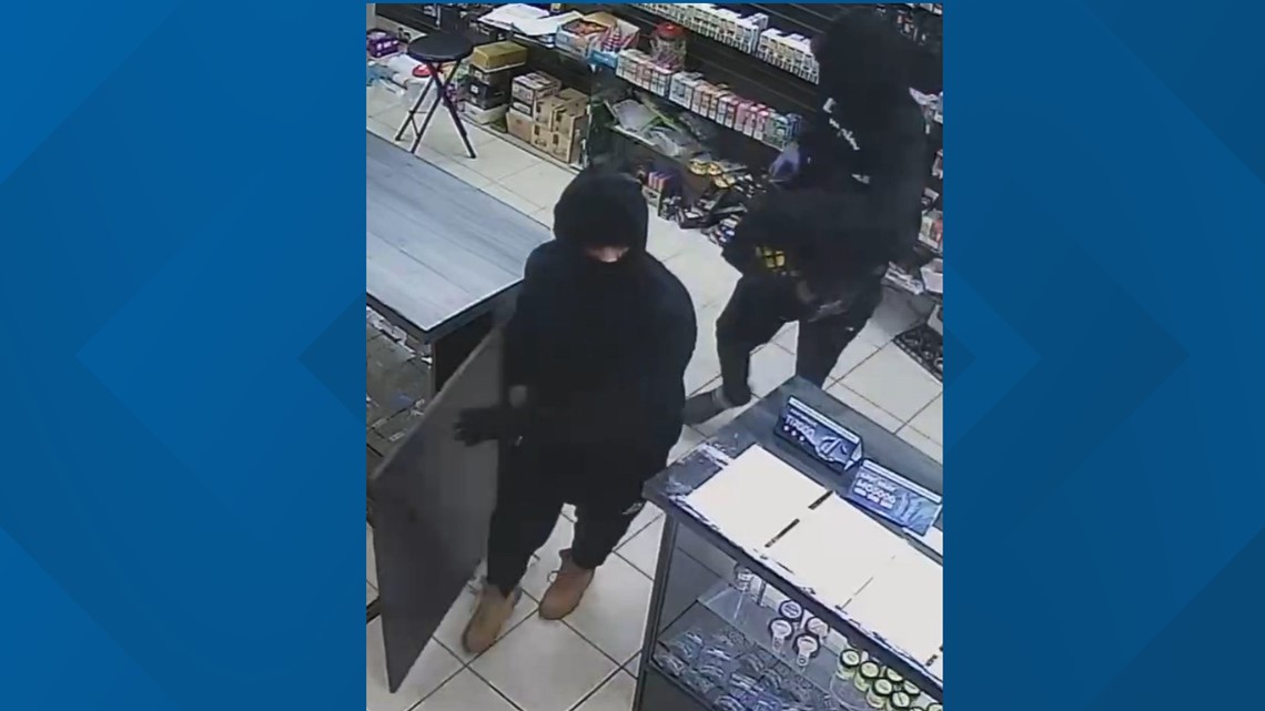 Killeen Police Seek Assistance Identifying Robbery Suspects: TX ...