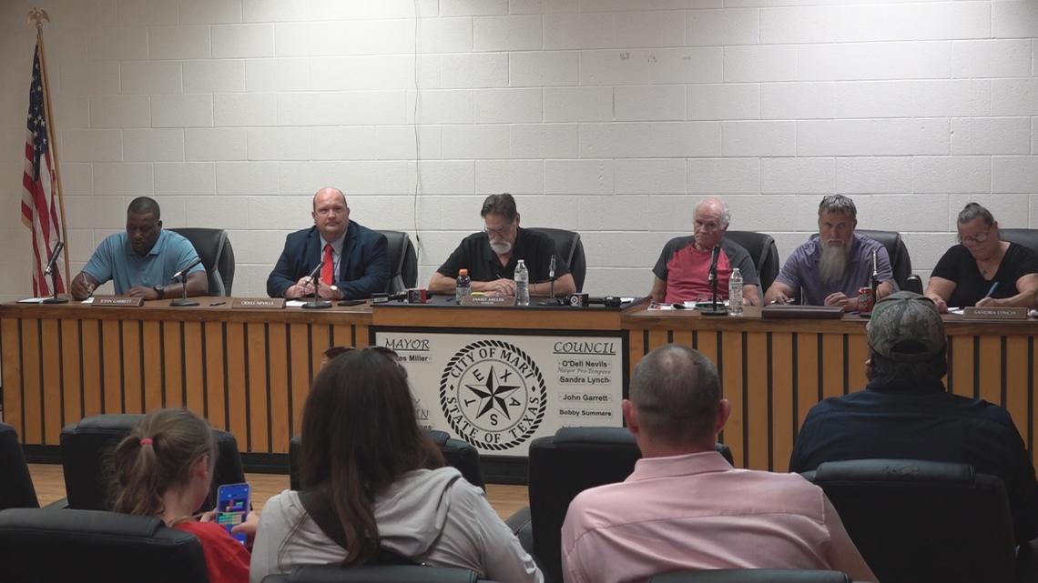 Mart council authorizes formal complaint against police chief after DWI arrest