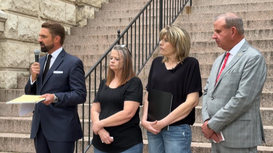 Texas lawmakers, advocates demand accountability from AG’s office in Adam Dean Hoffman case