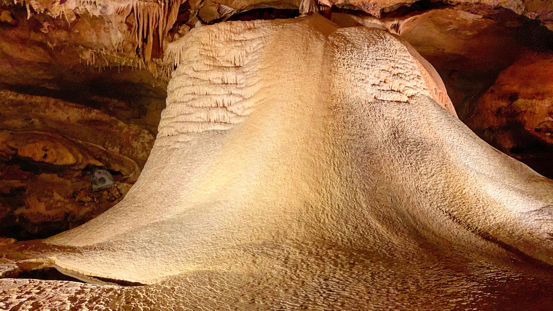 Inner Space Cavern in Georgetown is a Central Texas destination full of natural beauty and history.