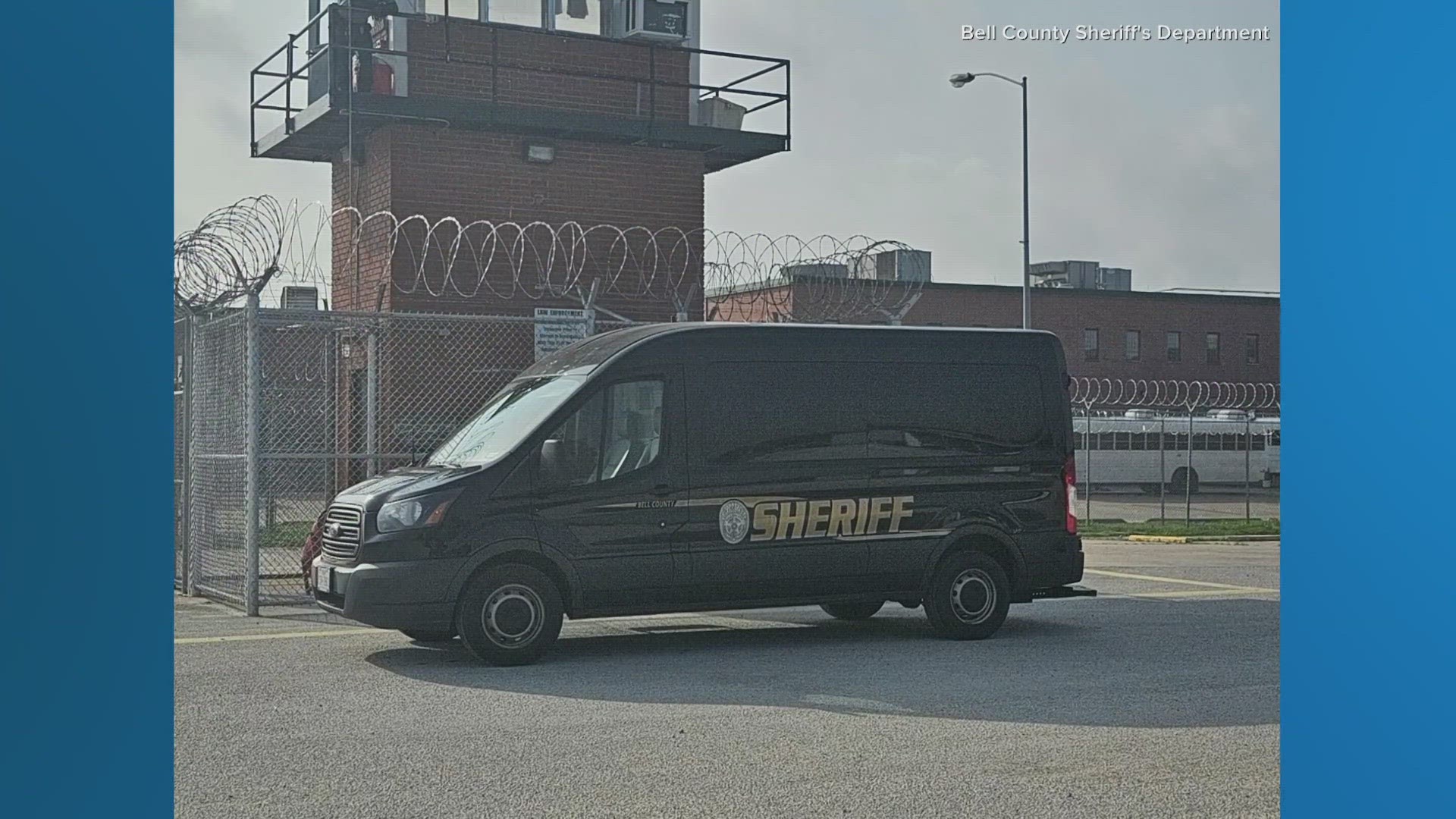 Marks had escaped from a Texas Prisoner Transportation Services van in 2019, causing a nine-hour manhunt.