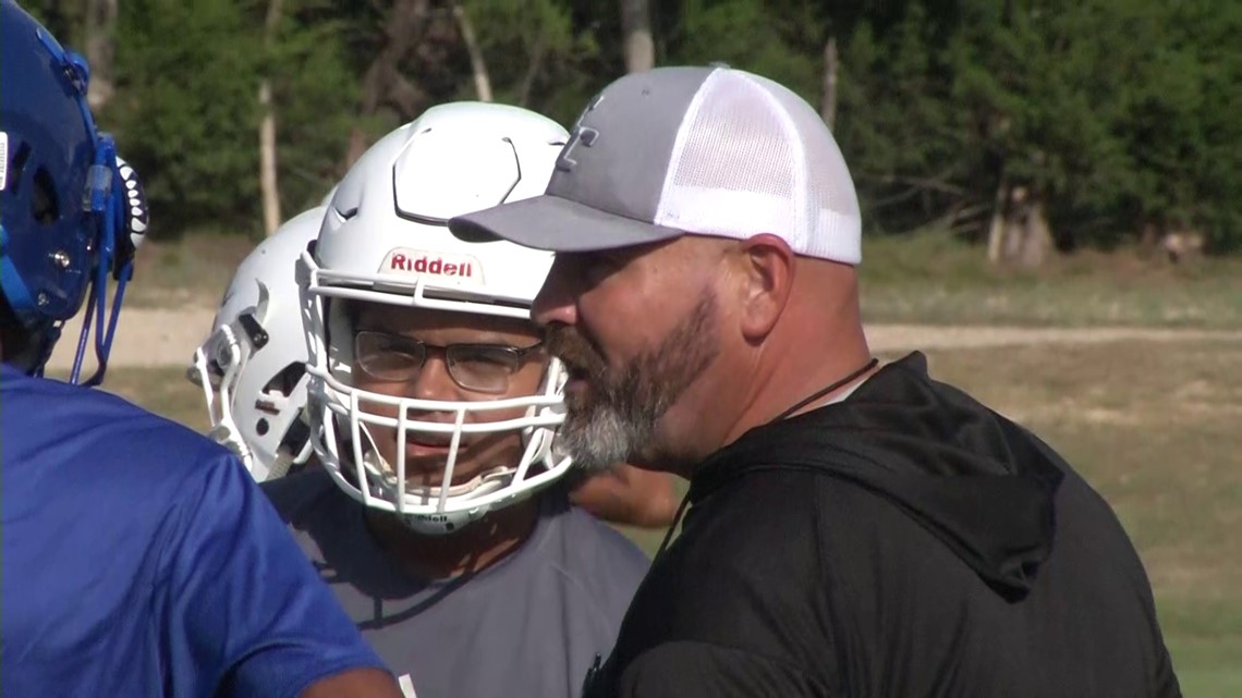 Copperas Cove football coach resigns