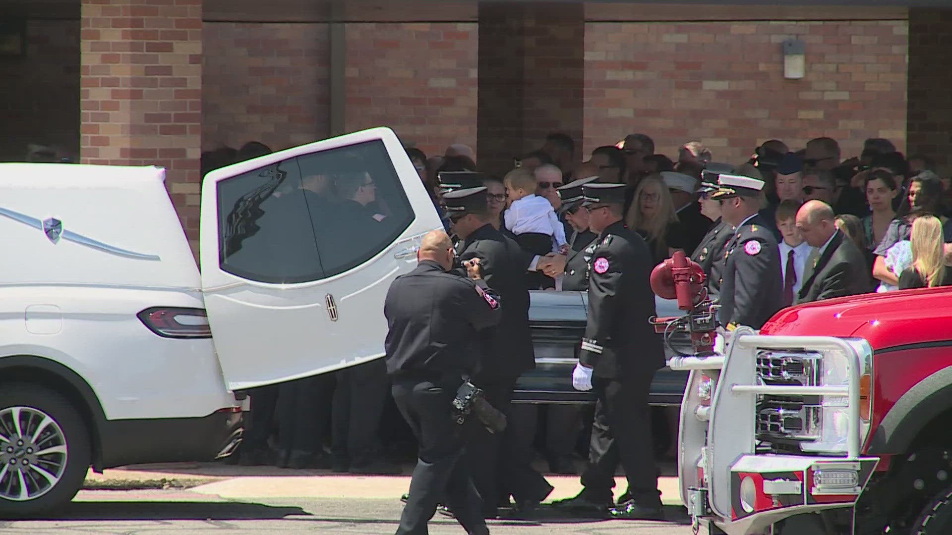 Capt. Marvin Taylor III died on Mother's Day in a car accident on his way home from Austin after his fifth child was born.