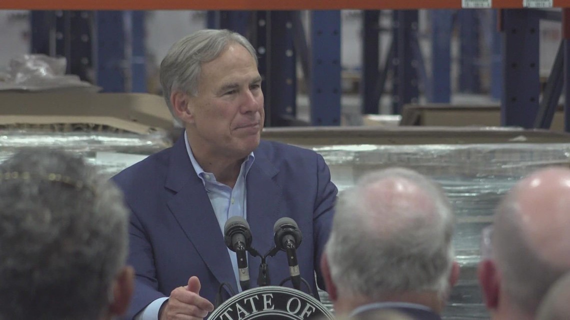 Texas governor stops at Temple business, says it's an example of economy growth in state