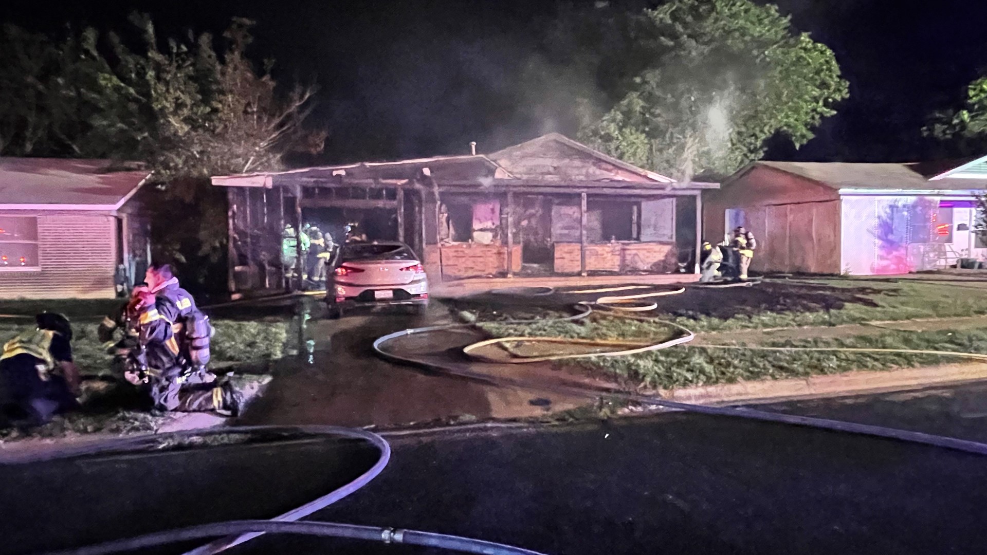 Overnight house fire in Killeen under investigation | kcentv.com
