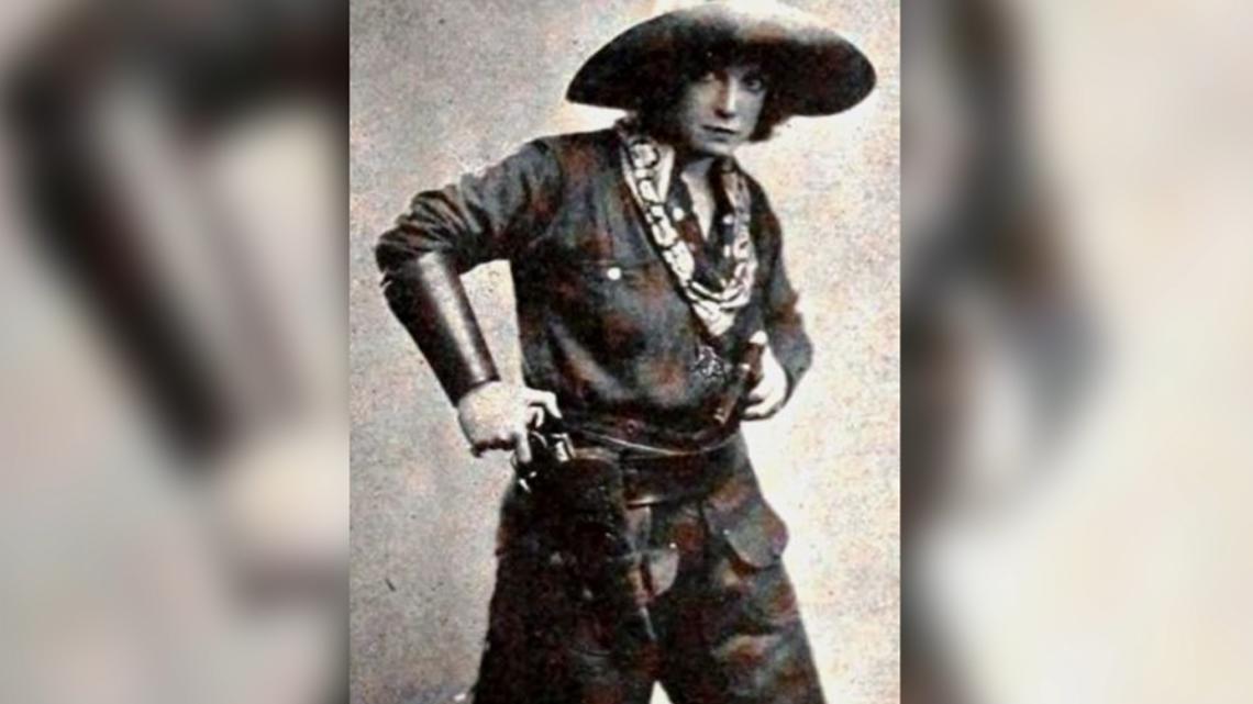 “Hello, Sucker!” The Waco Cowgirl Who Took Over New York Nightlife | Weird Wild West