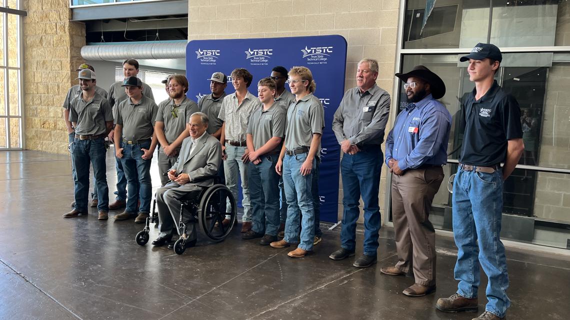 Central Texas News | TSTC Commemorates Manufacturing Day