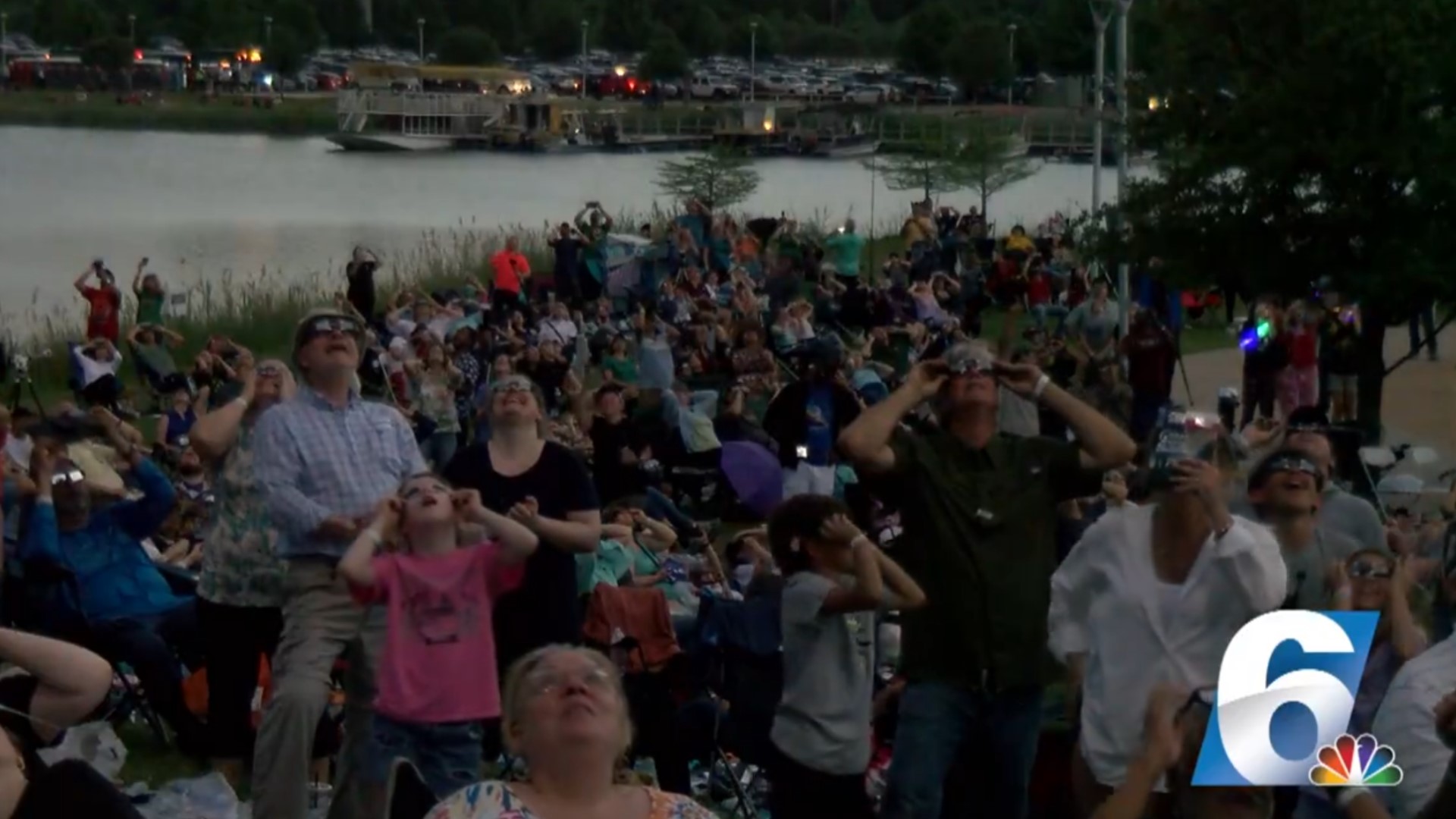 6 Sports' Ben Peck captured this time lapse of solar eclipse at McLane Stadium in Waco. It shows the moment totality hit the region.