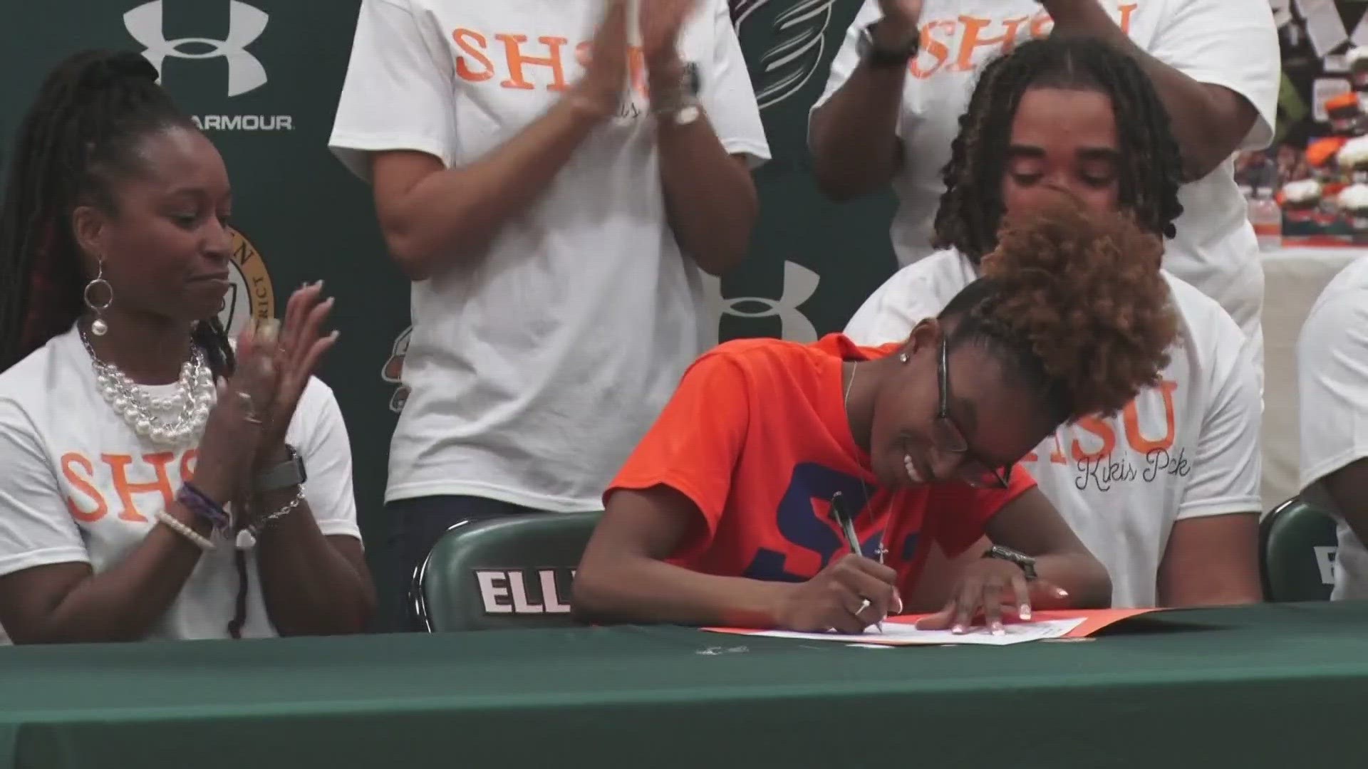 On Mar. 8, 2023, eight women from Ellison High School put pen to paper and signed to play their sport at the next level.