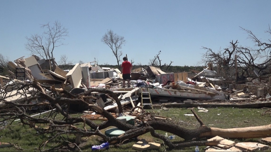 Bell County family survives tornado in home it destroyed - Vimarsana News
