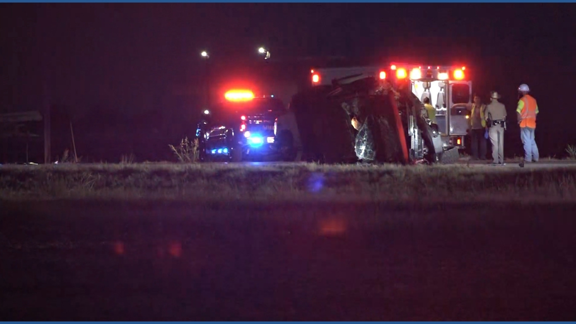 Fatal crash shuts down Texas Highway 95 near Bartlett | kcentv.com