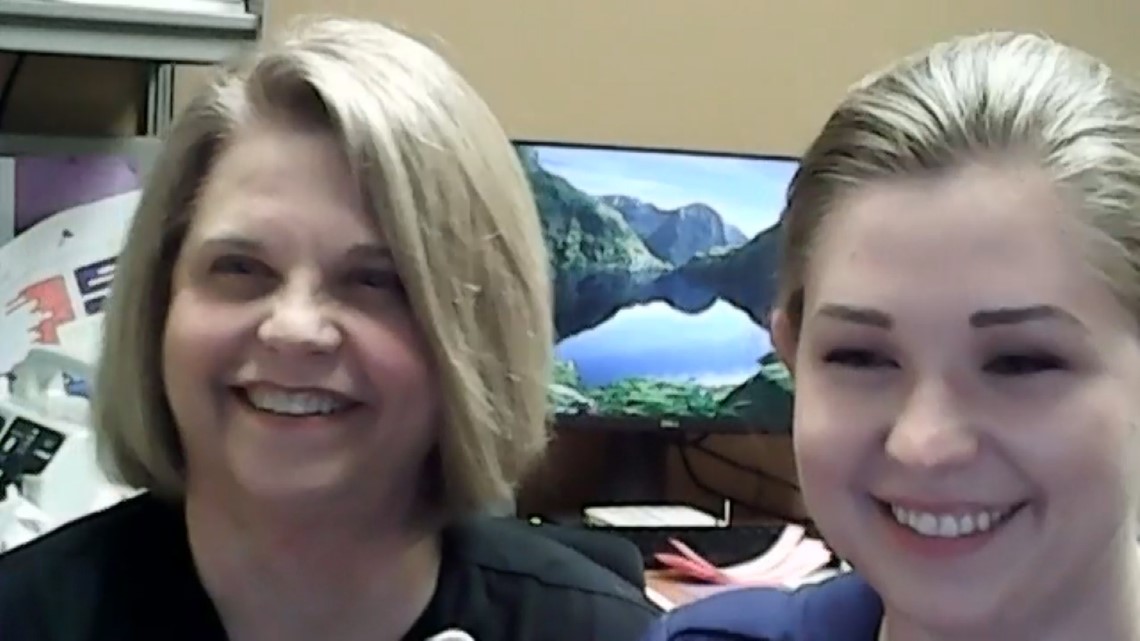 Mother follows in her daughter's footsteps to become a nurse - Vimarsana News