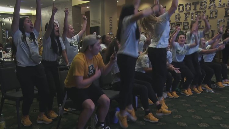 Baylor softball clinches spot in NCAA tournament