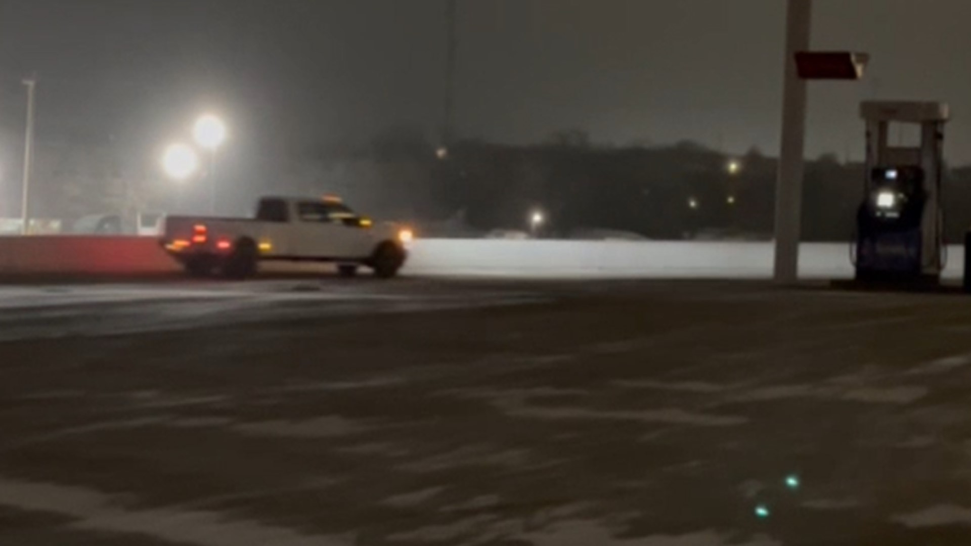 6 News Photographer Rocky Bridges captured this video of snow/ice accumulation blowing in the wind.