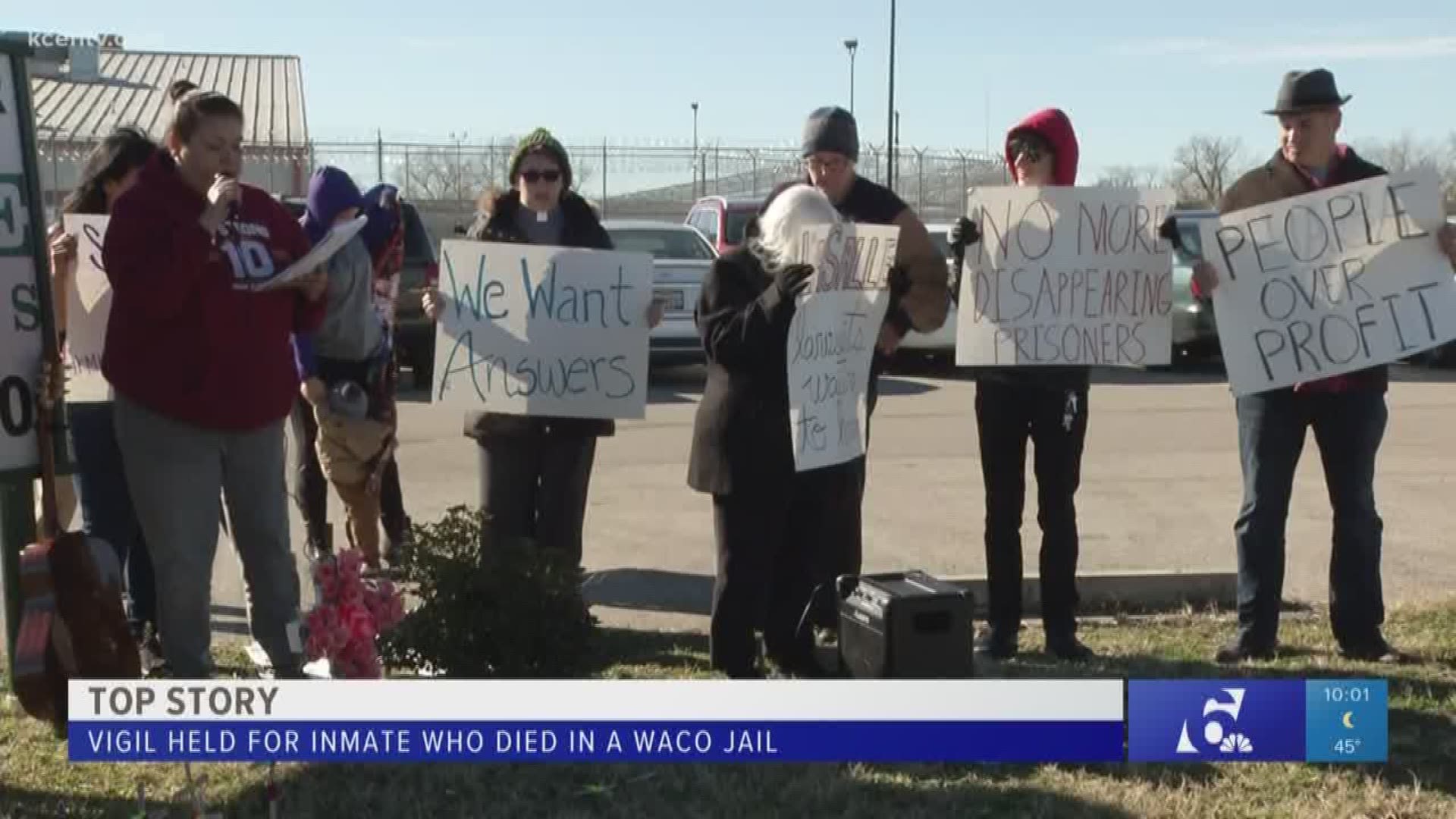 Vigil held for inmates who died at Jack Harwell Detention Center