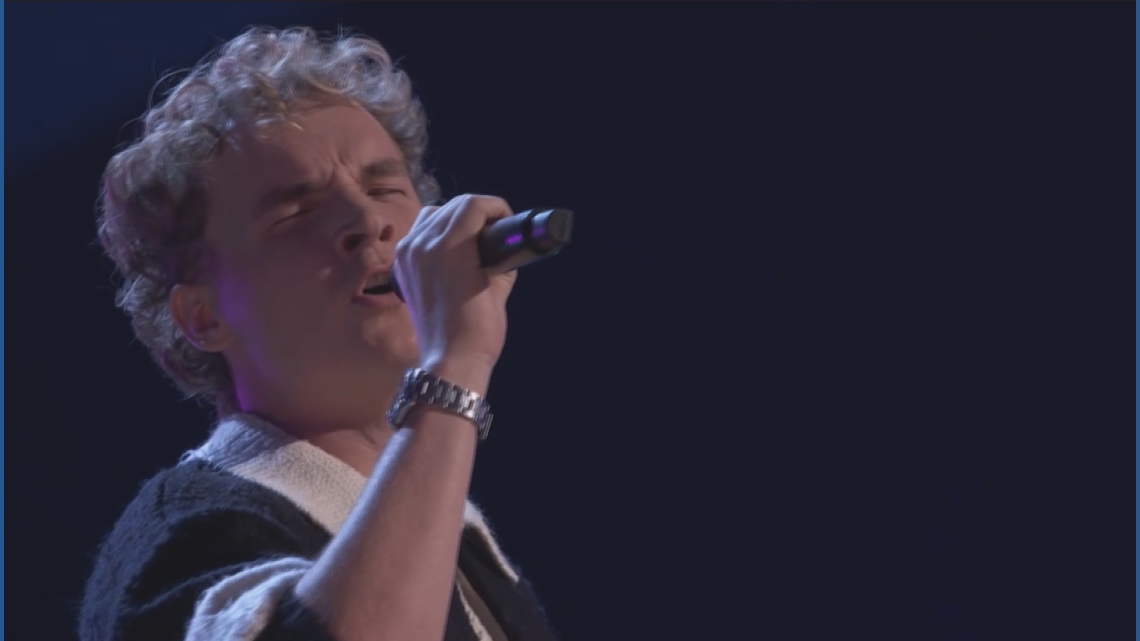Texas A&M student stuns coaches with 'The Voice' audition