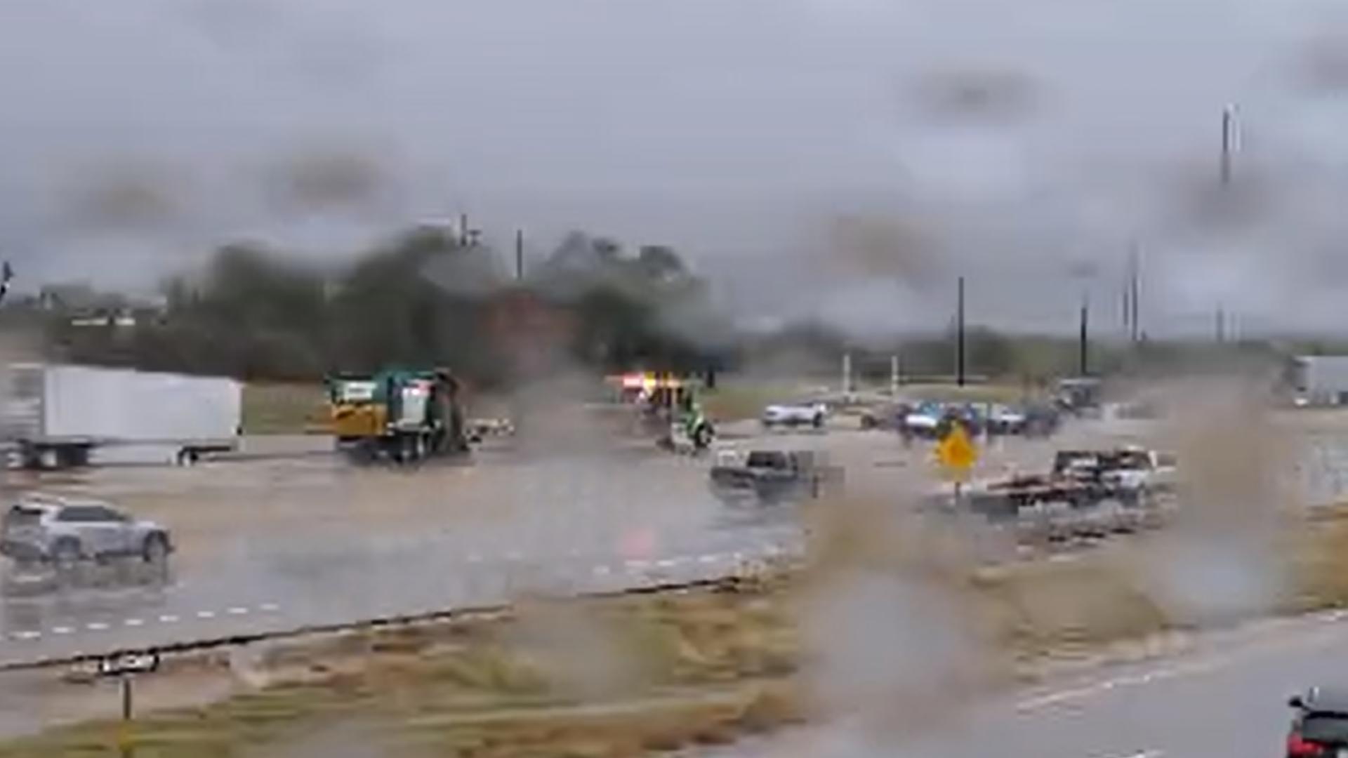 Northbound Interstate 35 shut down near Bruceville-Eddy after traffic ...
