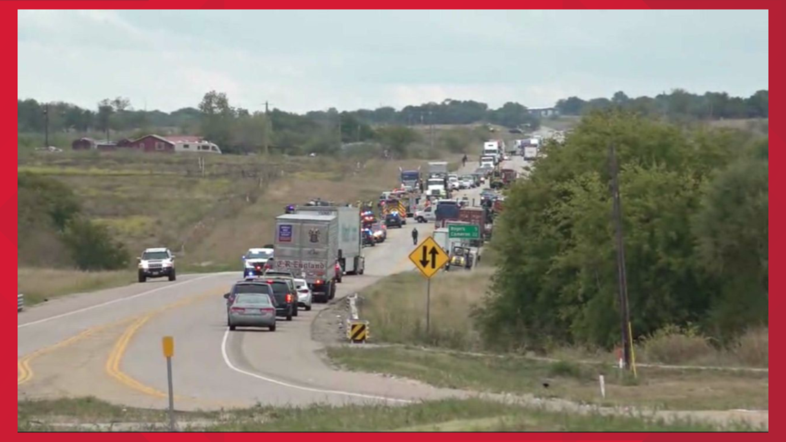 Headon crash kills 2 drivers near Rogers