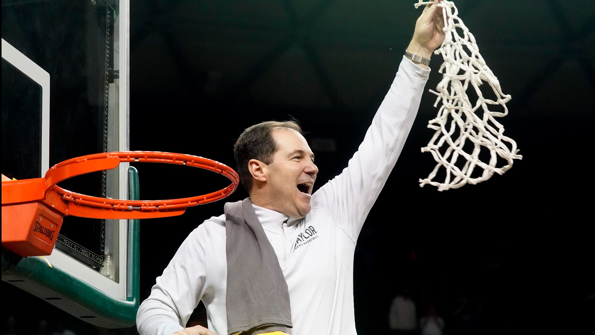 An injury-plagued season hasn't slowed down the reigning national champion Baylor men's basketball team.