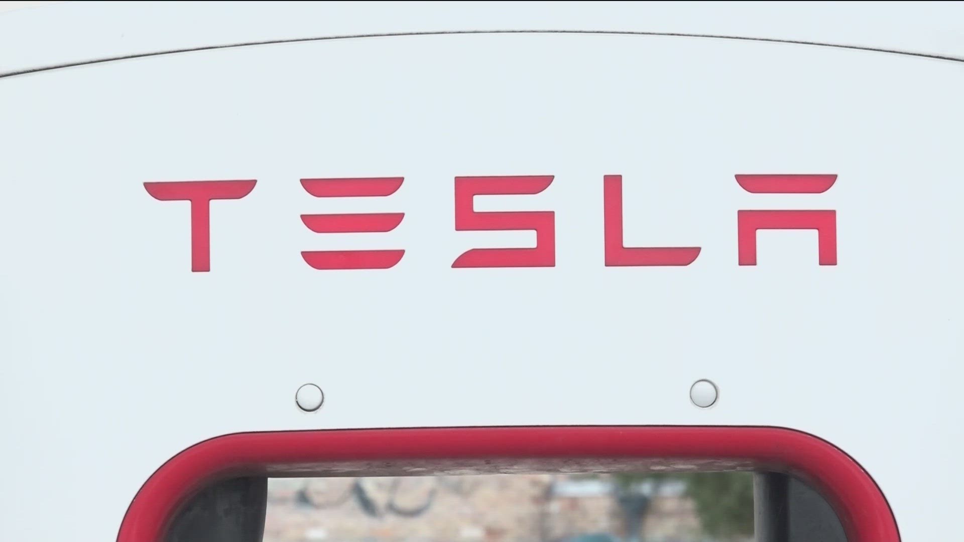 Senate Bill 505 requires electric vehicle owners to pay $400 to register a new electric vehicle, on top of other fees. Renewing registration will cost $200.