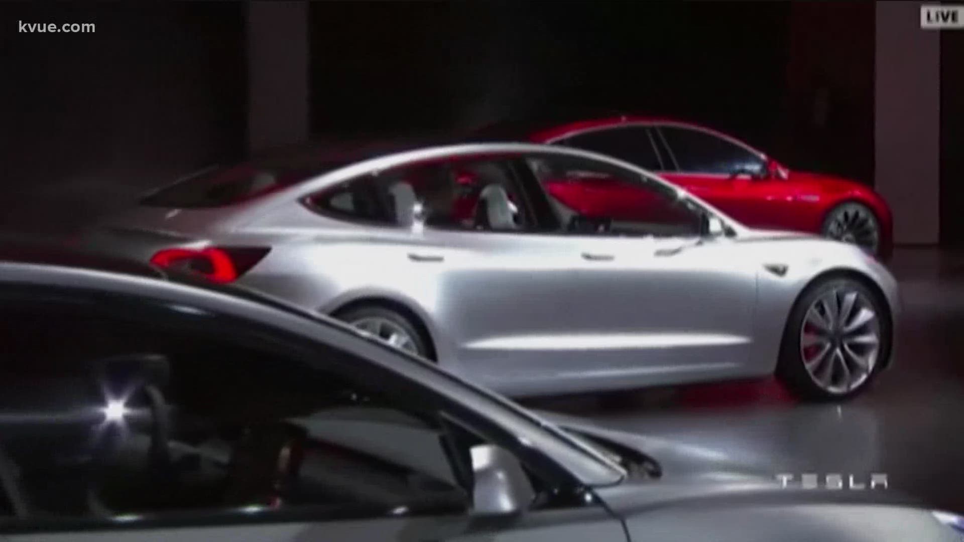 Travis County commissioners approved a major tax incentive package to bring Tesla to Austin.