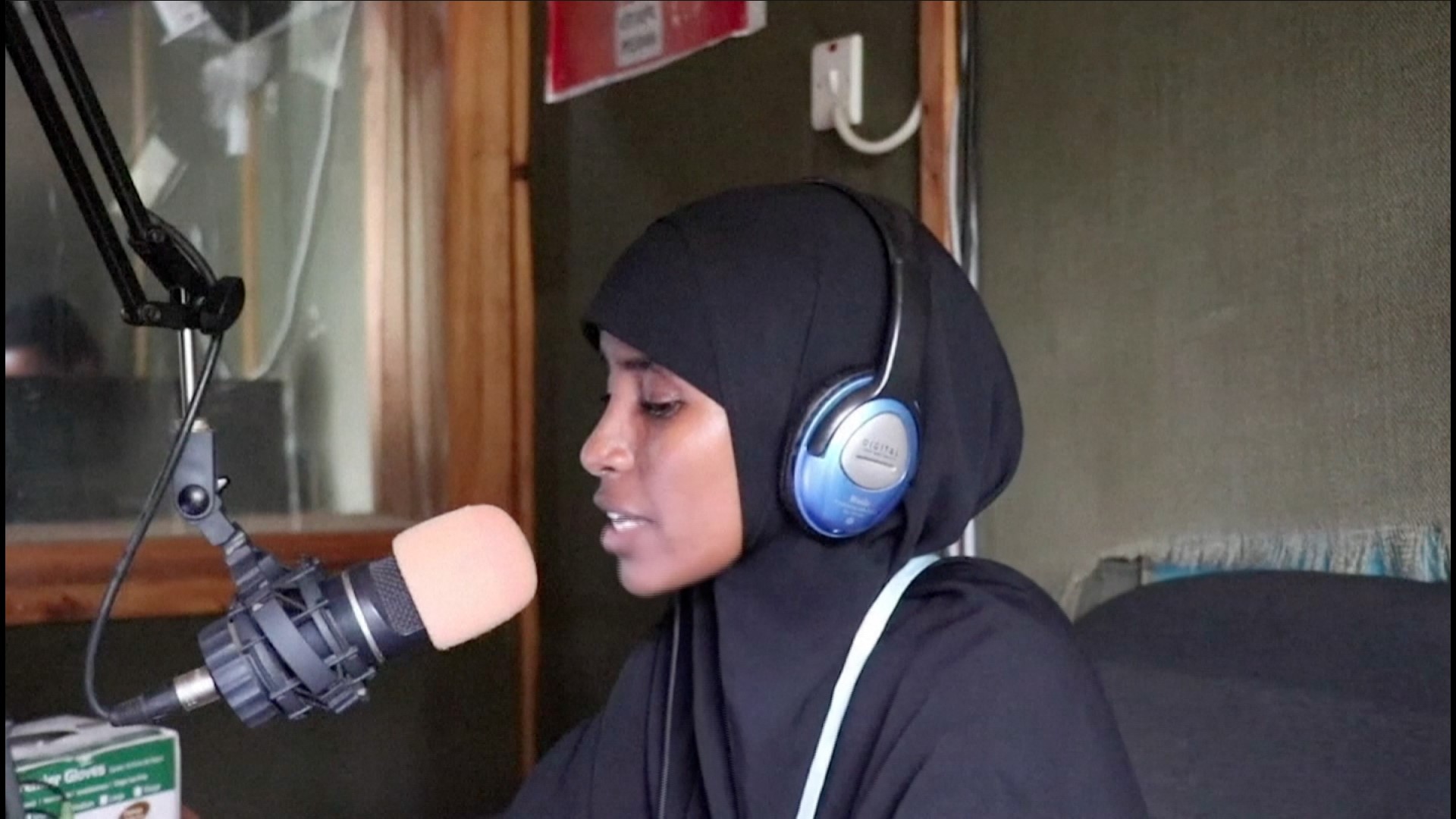 While schools in Kenya have closed amid the coronavirus pandemic, teachers at a refugee camp there have found a clever way to continue teaching students: over the community radio.