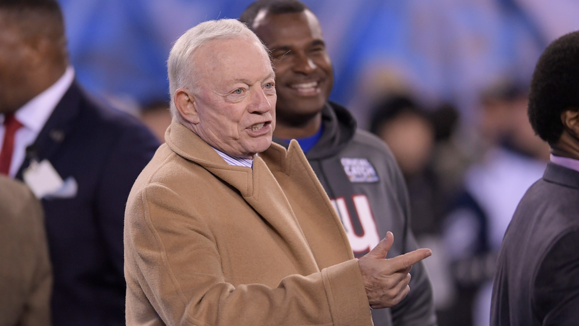 Dallas Cowboys owner Jerry Jones was cut off by the station's dump system when he swore during the interview.