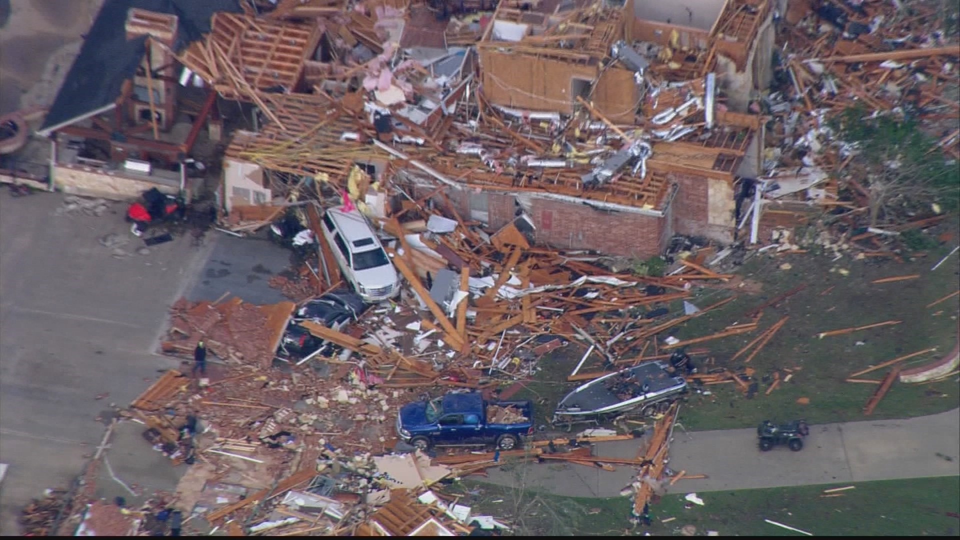 Canton tornado survivor 'It hit so hard, so fast'