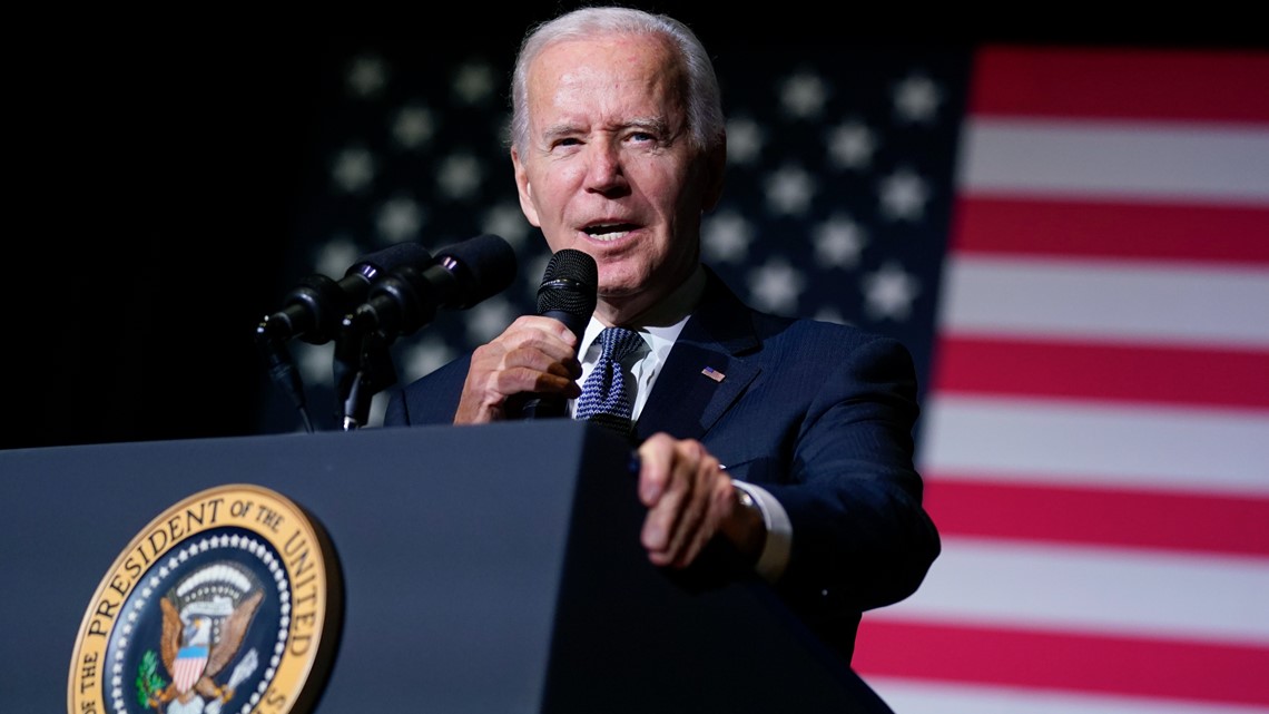 Federal court strikes down Biden student loan forgiveness - Vimarsana News