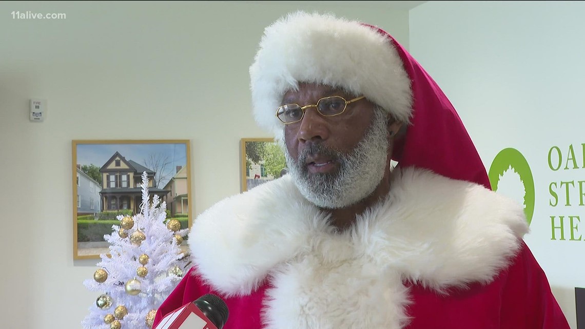 Santa Claus of color a rare sight in Metro Atlanta - Vimarsana News