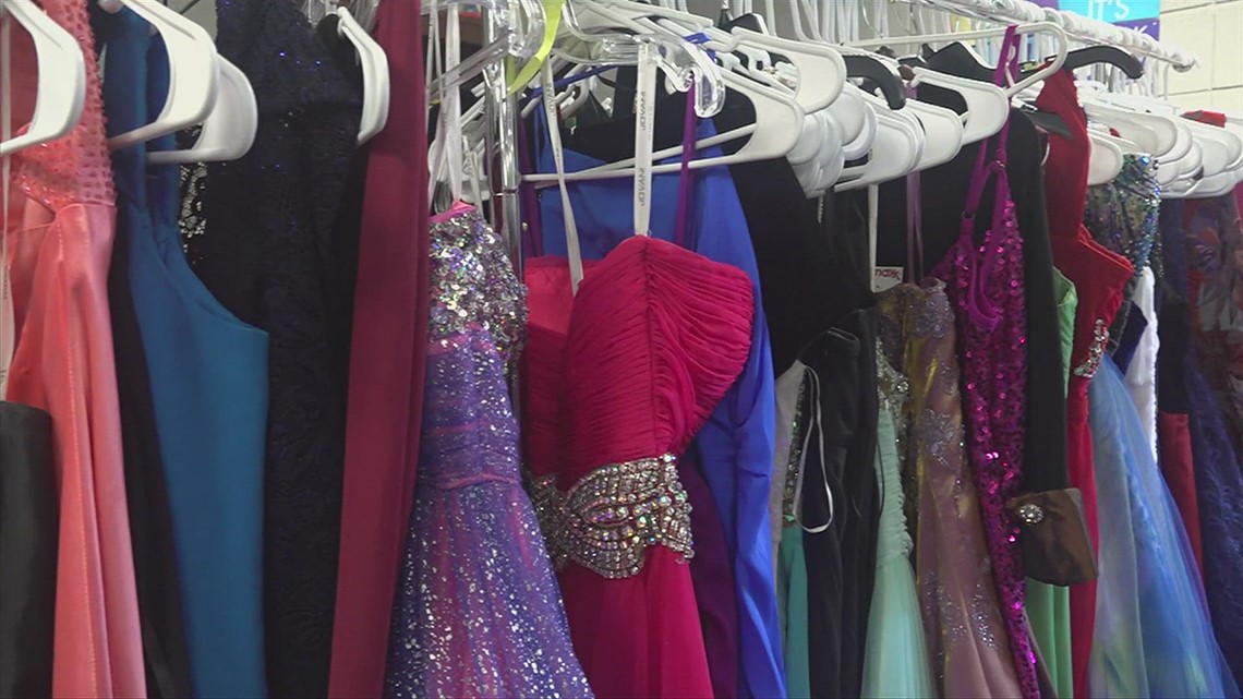 Free prom dress giveaway for high schoolers in Killeen - Vimarsana News